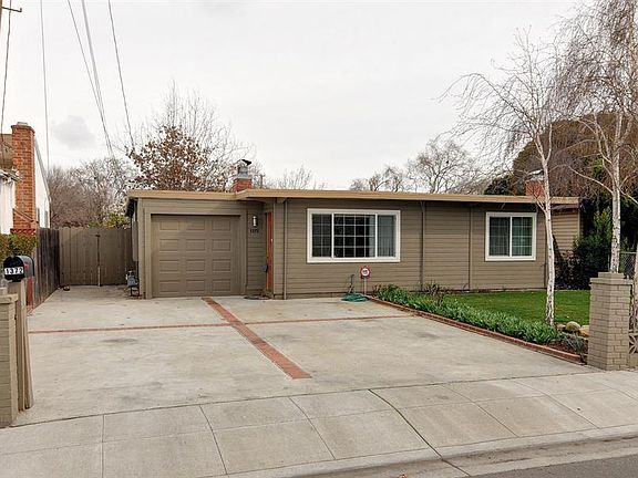3rd image of 1372 Sevier Ave