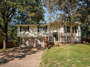 38 Kingspark Rd, Little Rock, AR 72227