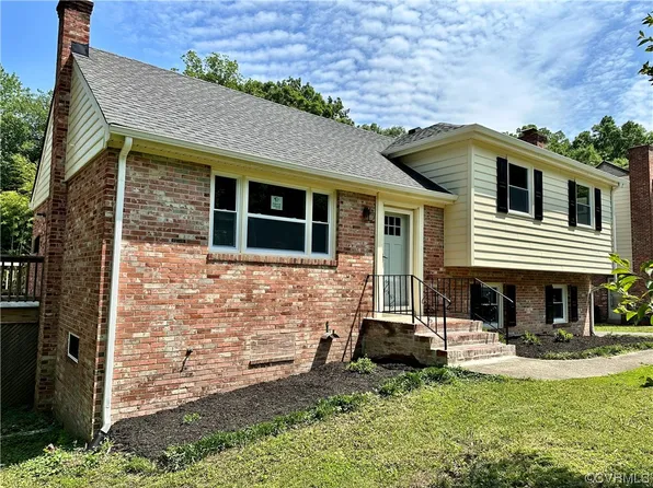 1035 Southam Dr, North Chesterfield, VA 23235