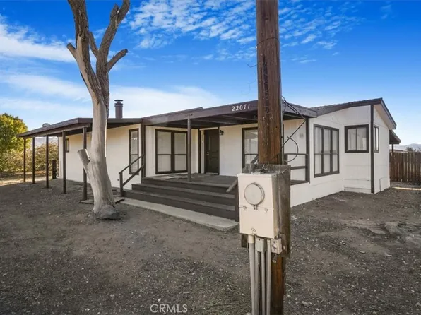 22071 Flint Rd, Apple Valley, CA 92307