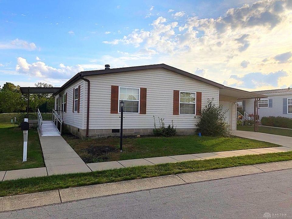 2nd image of 424 Alisha Ln