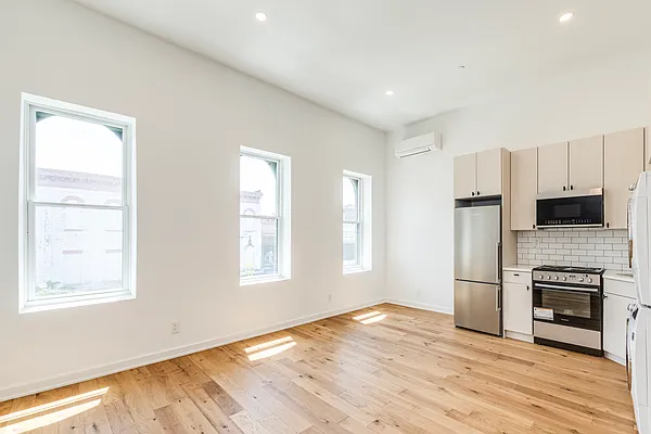 Rented by Compass | media 8