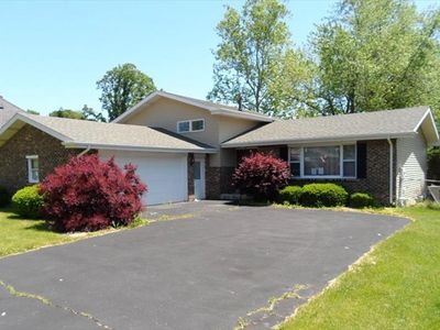 1402 Brandywine Rd, Crown Point, IN, 46307