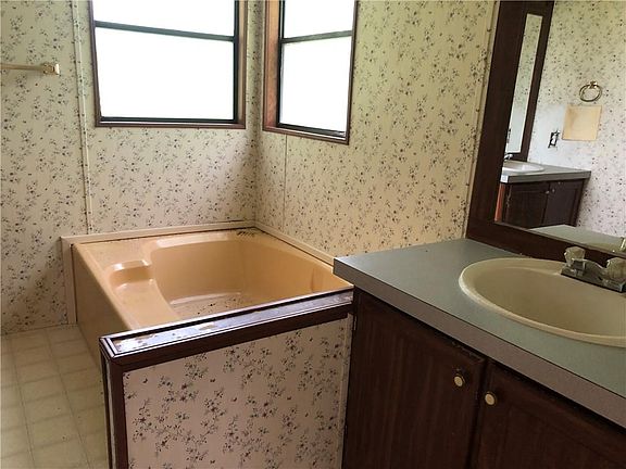 3rd image of 4809 New Horizon Dr