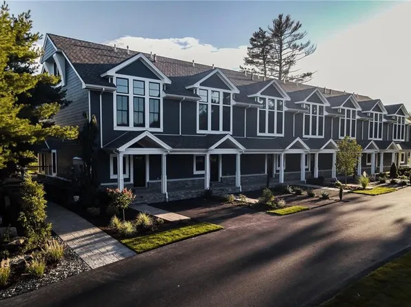 2 White Hawk Rdg #C, Richmond, RI 02898