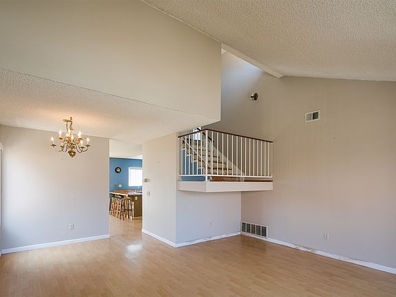 4th image of 2787 Lungos Ct