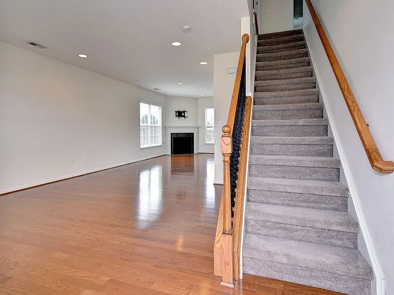 4688 Yeardley Loop — Photo 18