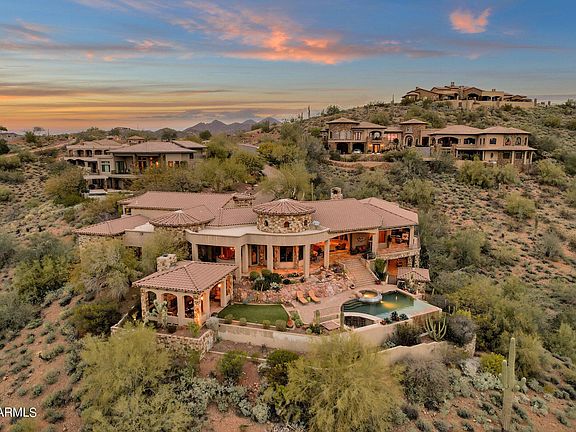 3rd image of 10141 N CANYON VIEW Lane
