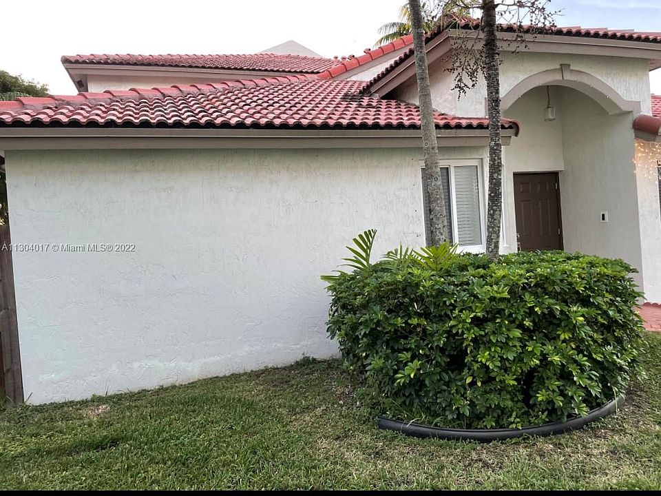 1st image of 11480 NW 50th Ter