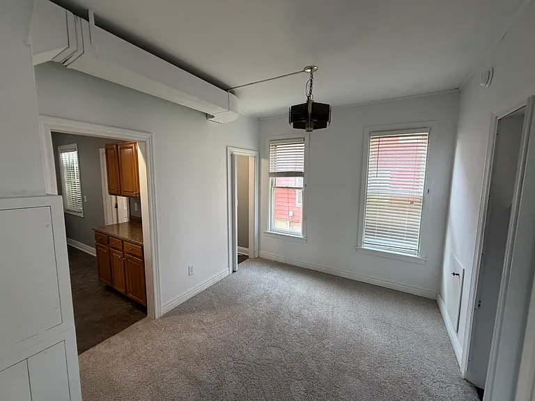 321 Cass St — Photo 8