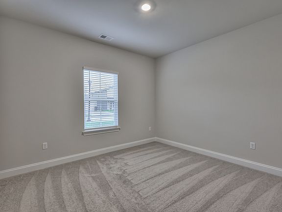 3634 Mathewson Way - 6