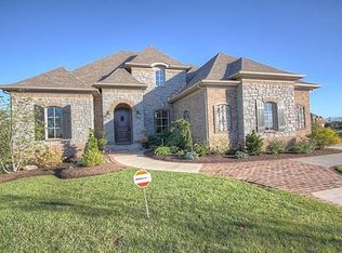 208 Grassland Park, Lexington, KY 40515