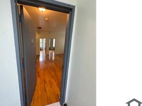 1243 Morrison Ave