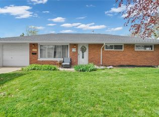 5641 Shady Oak St, Dayton, OH 45424