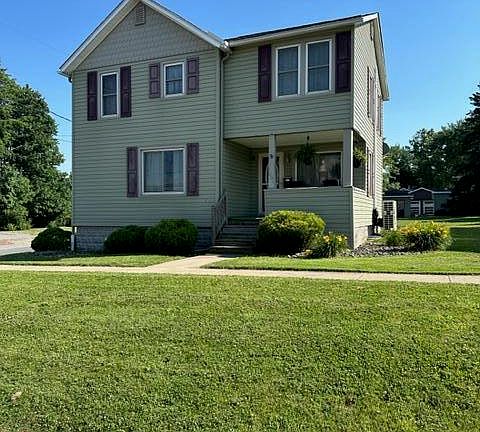 2nd image of 901 W Washington Ave