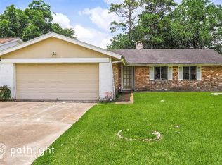 16510 Blackhawk Blvd, Friendswood, TX 77546