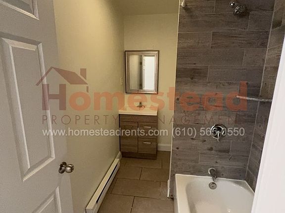 4th image of 713 Pusey Ave APT 2A