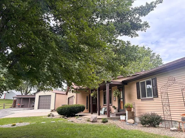 1714 Illinois St, Bedford, IA 50833