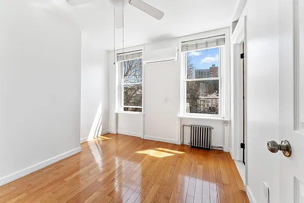 Rented by Compass | media 4