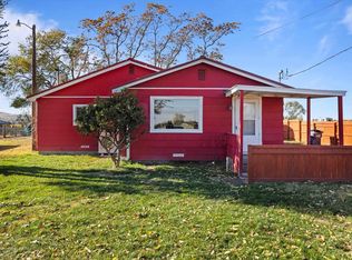 360 Maple Grove Rd, Sunnyside, WA 98944