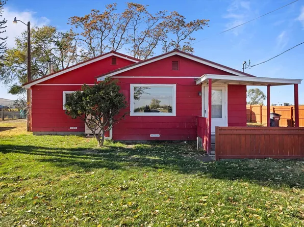 360 Maple Grove Rd, Sunnyside, WA 98944