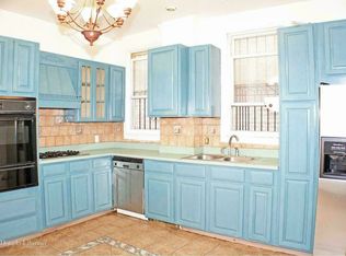 3407 34th Ave APT 1F, Astoria, NY 11106
