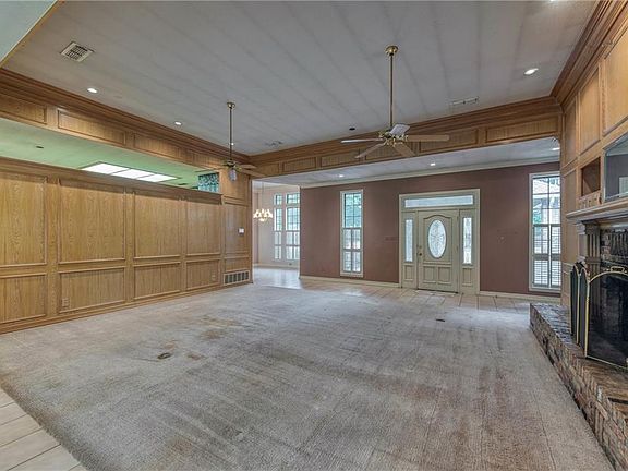 4th image of 1805 Alexander Dr