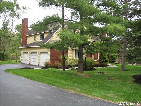 3rd image of 5524 Golden Heights Dr