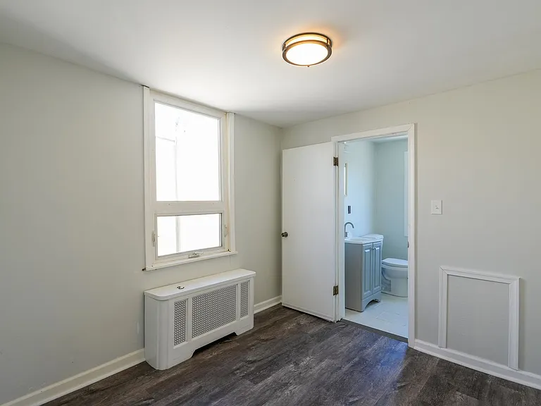 217 Moore St — Photo 15