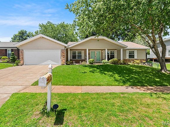 2nd image of 7207 Emerald Hill Ct