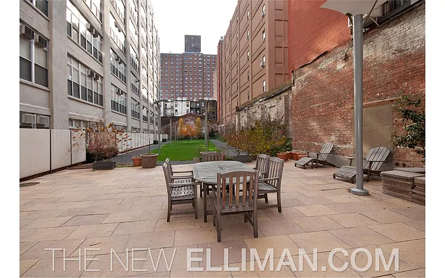 Sold by Douglas Elliman | media 24