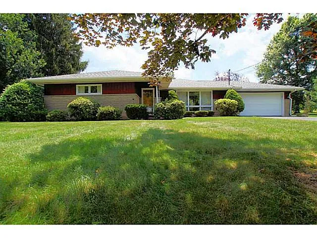 305 Beech Hills Rd photo 1