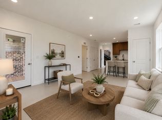 Crestview, Lexington, KY 40509