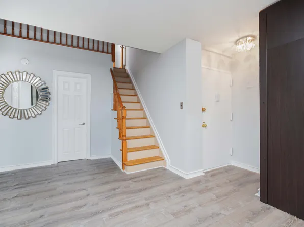 3225 Shore Parkway image 18 of 27