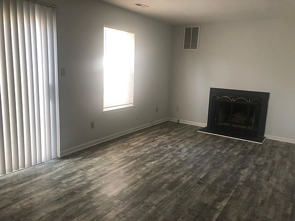 2nd image of 211 Whitewater Dr