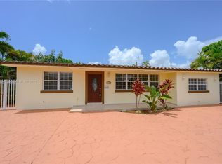 30 E 52nd Pl, Hialeah, FL 33013