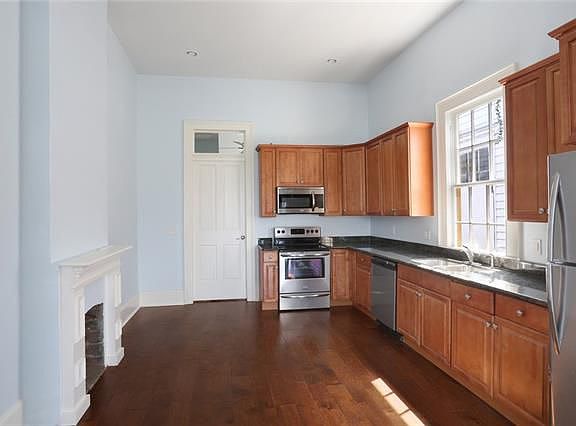 3rd image of 3038 Saint Claude Ave