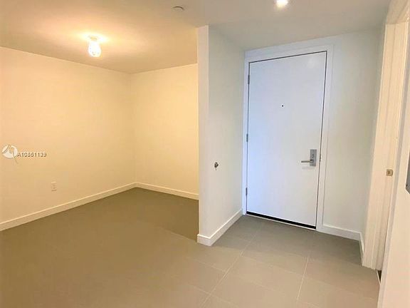 5th image of 1600 NE 1st Ave APT 2915