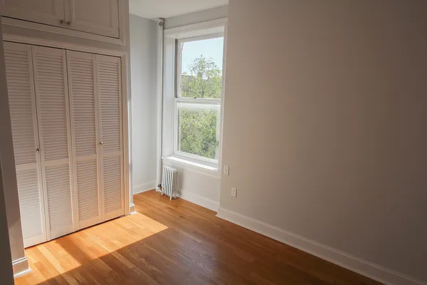 Rented by Waverly Realty Associates | media 28