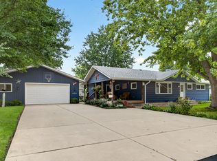 410 E Jones St, Plano, IL 60545