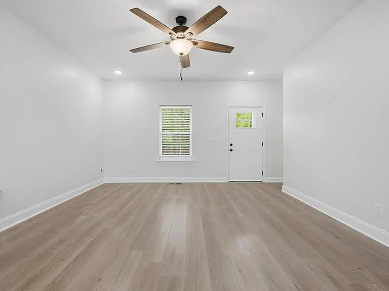 103 Arthur St — Photo 8