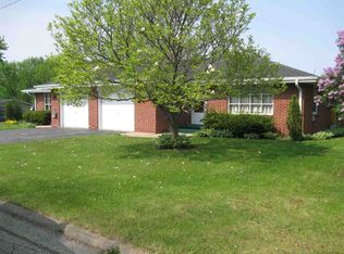 594 Donna Dr, Rockford, IL 61107