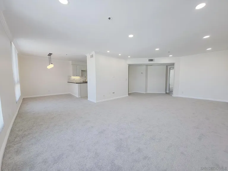 3939 Illinois St #3D — Photo 8