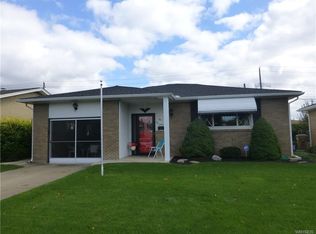 66 Rosemead Ln, Cheektowaga, NY 14227