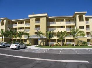 1795 4 Mile Cove Pkwy UNIT 825, Cape Coral, FL 33990