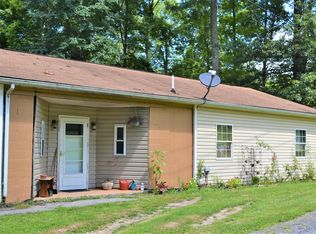 425 Broken Star Acres Road, Lewisburg, WV