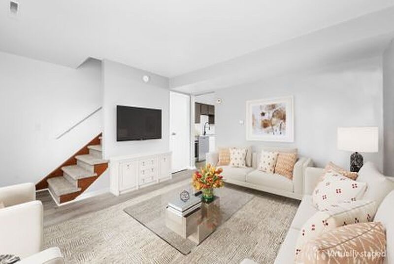 1st image of 1192 E Long St