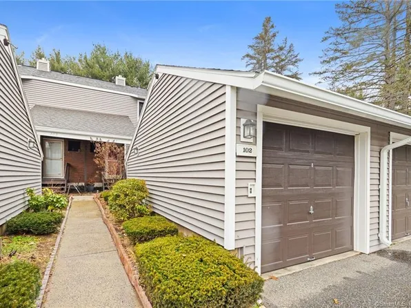 102 Mill Pond Drive, South Windsor, CT 06074