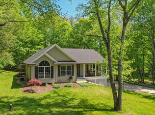10380 Corey Bluff Rd, Three Rivers, MI 49093