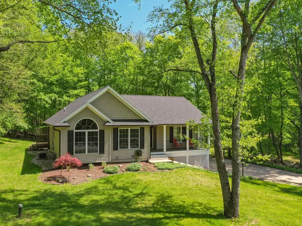 10380 Corey Bluff Rd, Three Rivers, MI 49093